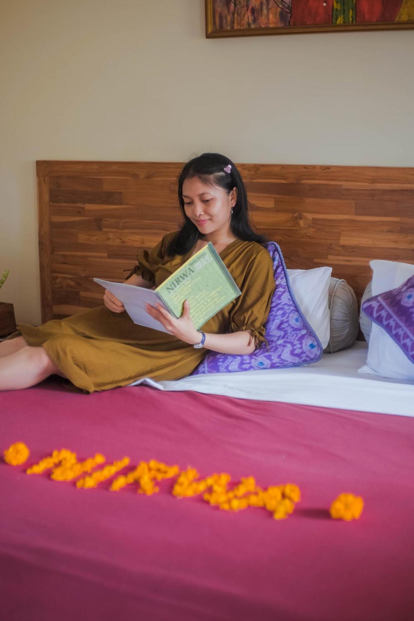 Nirwa 1 Ubud Guesthouse Værelse billede